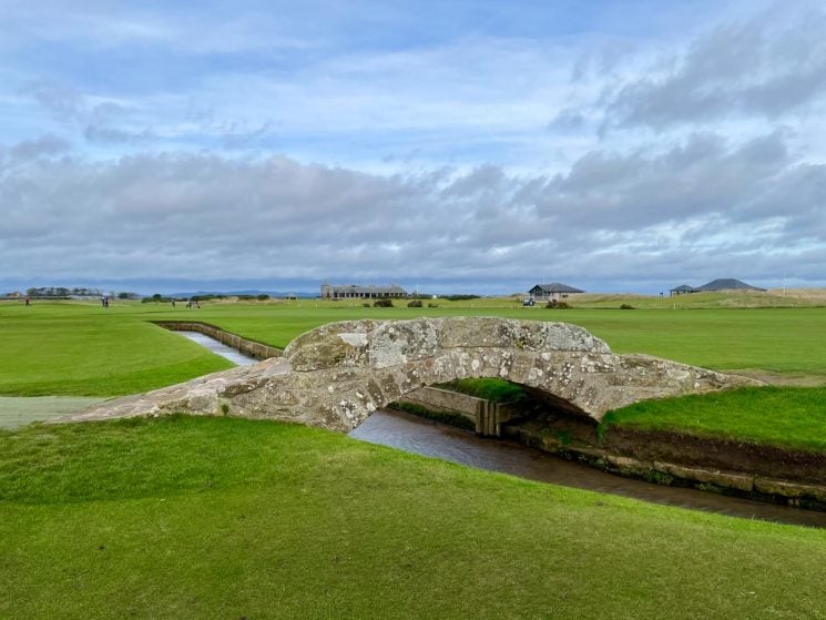 18th hole bridge st andrews golf course