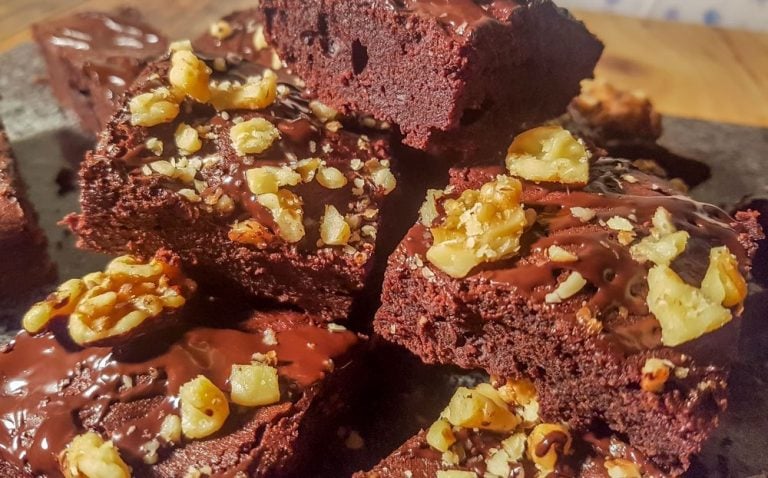 Walnut and Dark Chocolate Brownies Recipe