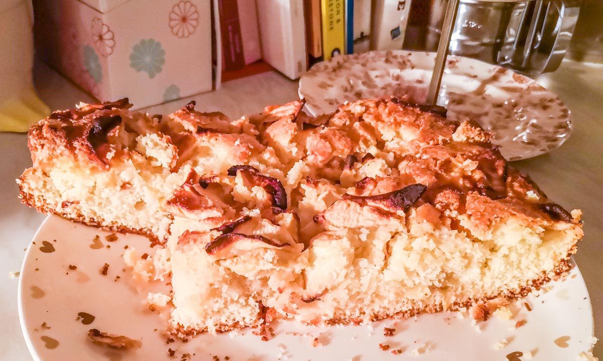 apple tray bake recipe