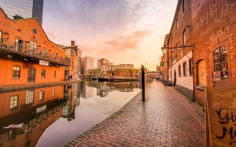 Birmingham Canal Walk – Heritage and Leisure