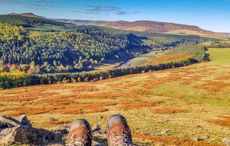 Crook Hill a Relaxed Walk, Stunning Views – Derbyshire