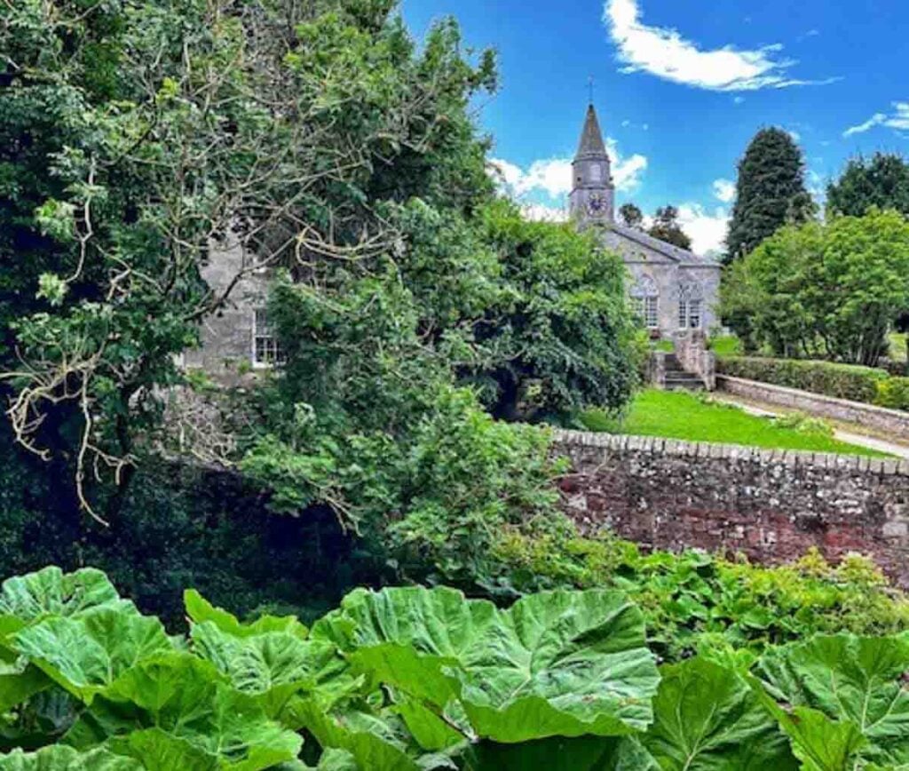 Currie Kirk Church