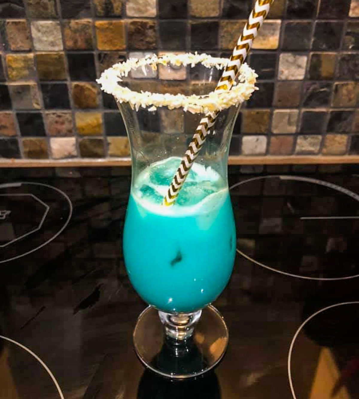 Blue Hawaiian cocktail