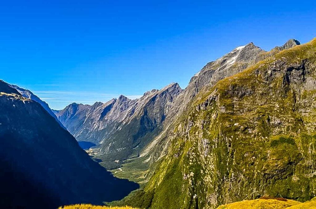 loo with a view mackinnon pass