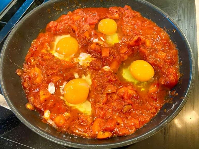 eggs in the Shakshuka