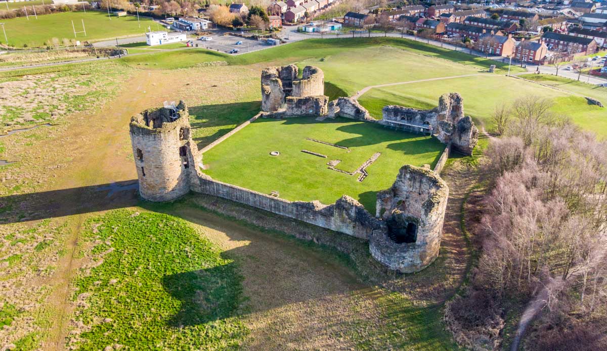 Dee Estuary Walk - flint castle