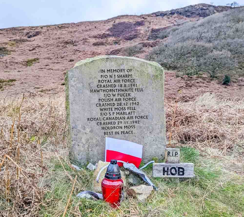 gravestone memorial langden valley