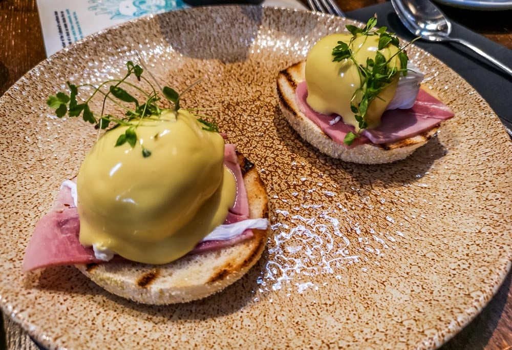 eggs benedict for breakfast