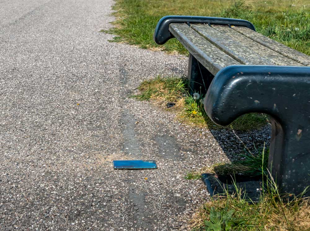 bench and smartphone needed