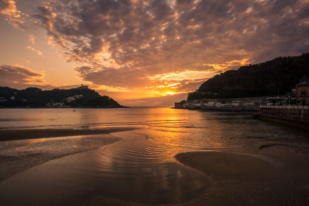 La Concha beach sunset