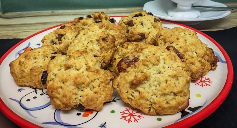 Fruity or Chocolate Rock Cakes