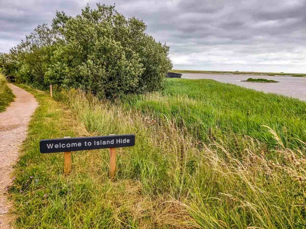 RSPB Titchwell Marsh paths and coast