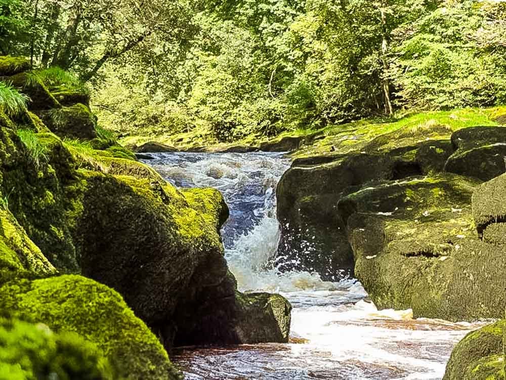 the strid flowing water